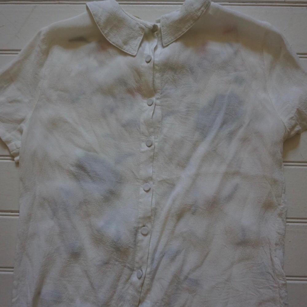 Embroidered blouse - Picture 3 of 3